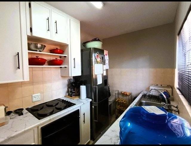 3 BEDROOM TOWNHOUSE FOR SALE IN DIE HOEWES